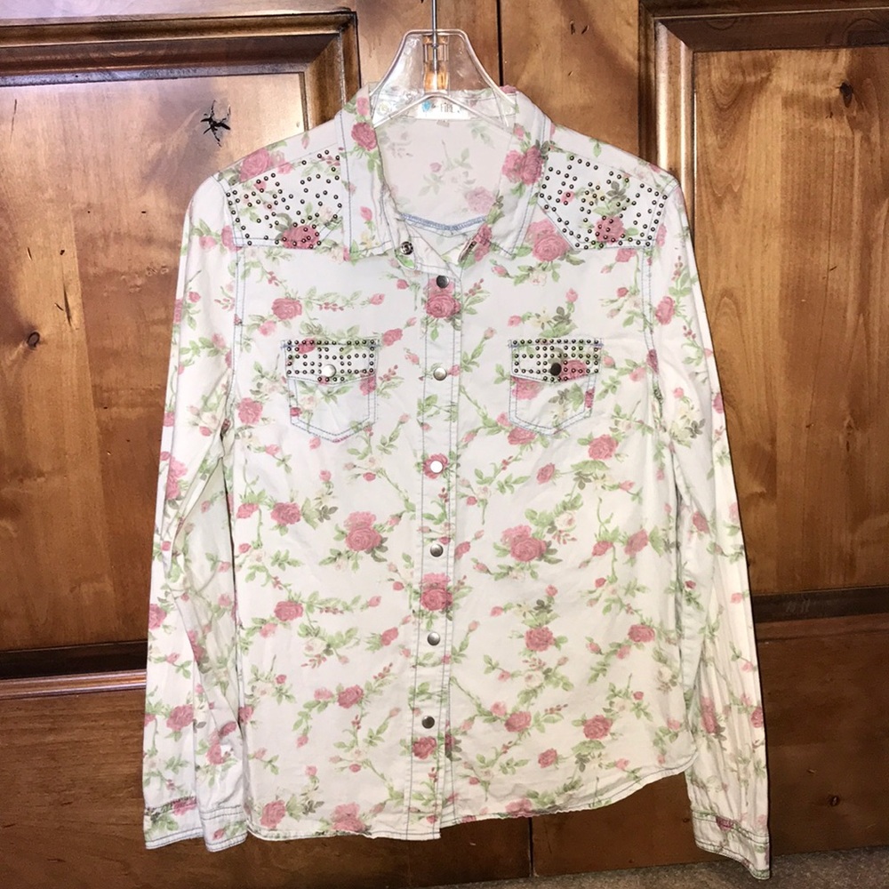 Button top